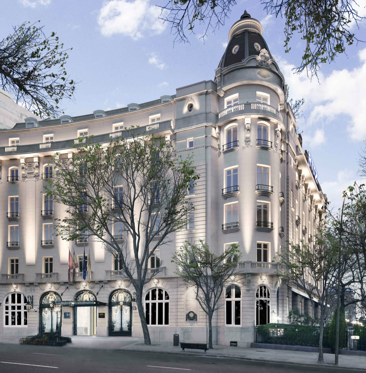 願我那尾站在馬德里 馬德里文華東方麗茲酒店夏季開業