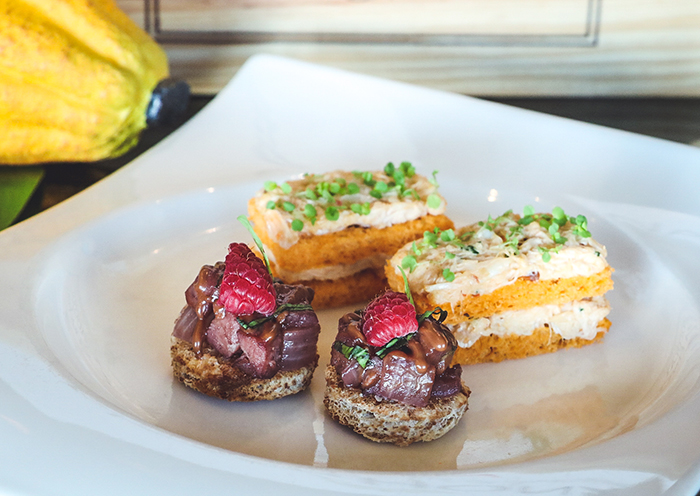 lemeridiencyberport-chocolateteaset3