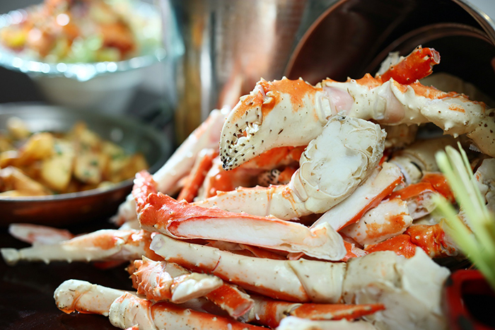 Three on Canton_Chilled Alaskan King Crab