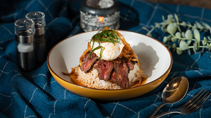 Beef Mountain Donburi 登山牛肉飯 (HK$118)